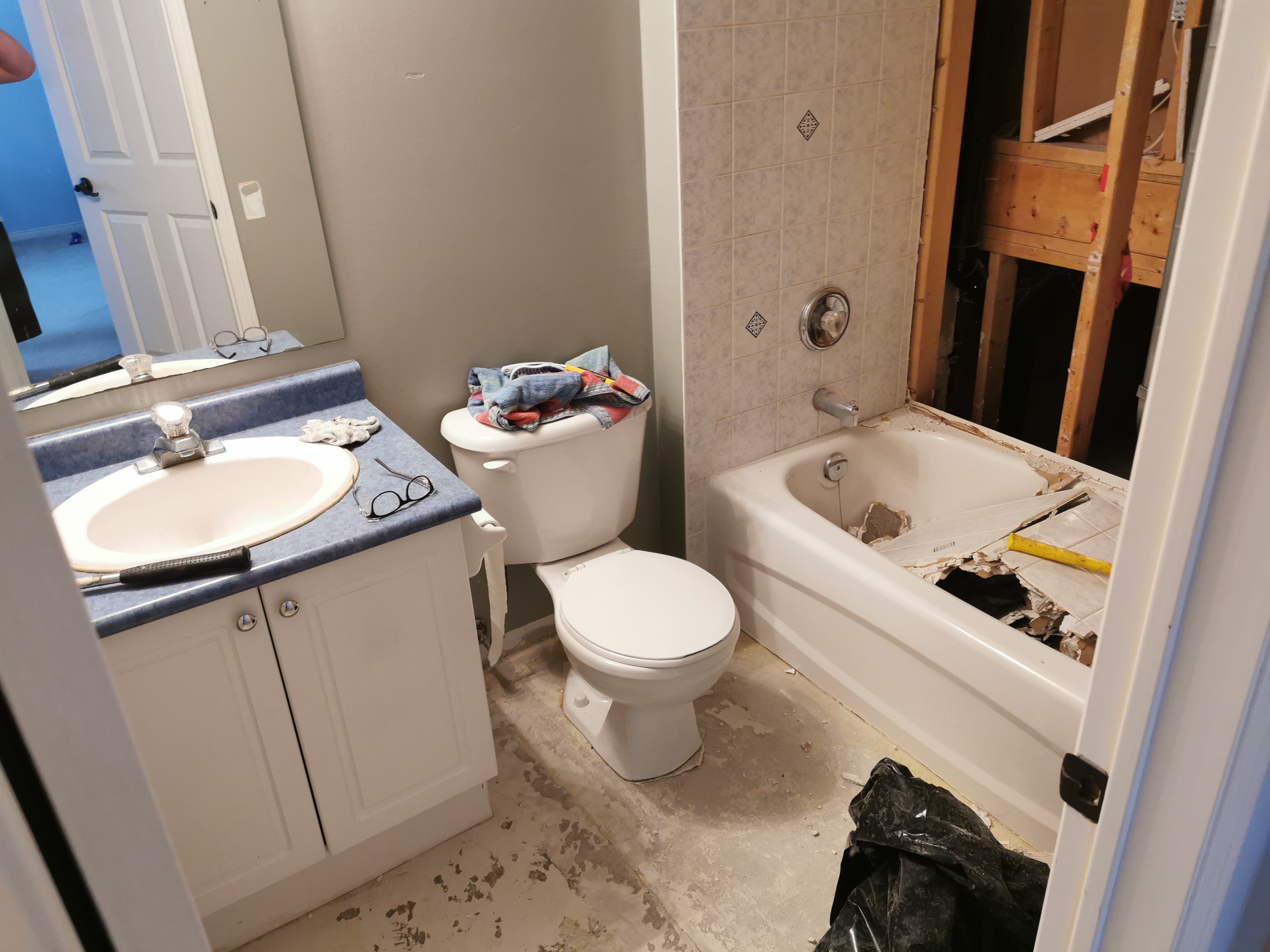 Here is an image of a bathroom.